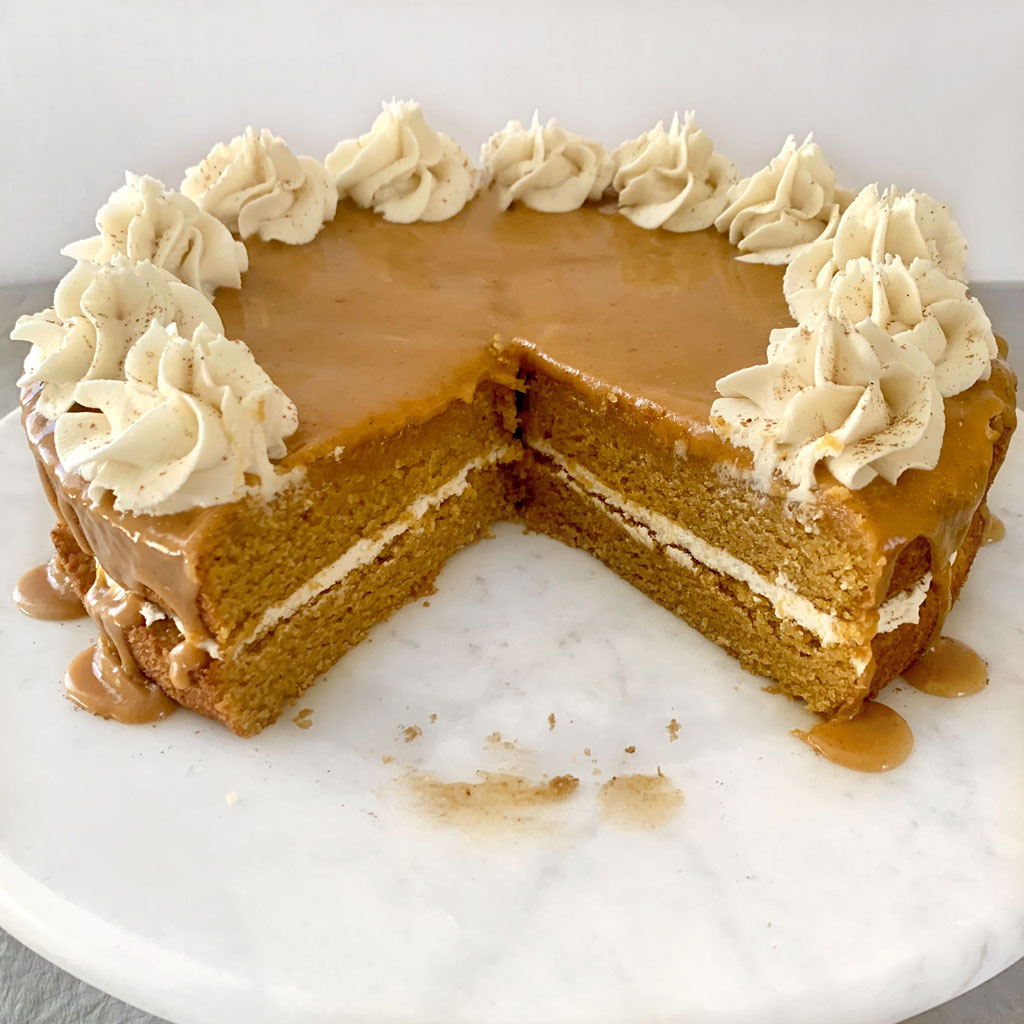 Pumpkin Pie Cookie Cake with Whipped Maple Buttercream + Pumpkin Spice&nbsp;Glaze