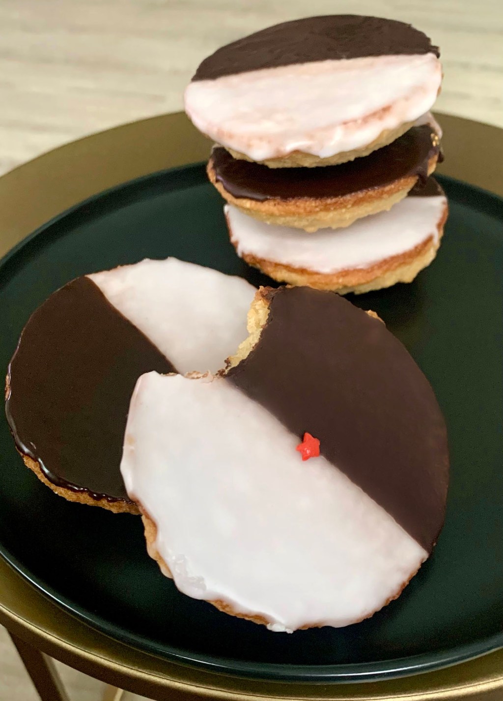 Black and White Cookies (grain-free,&nbsp;dairy-free)